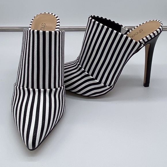 Shoe Dazzle Shoes - Shoe Dazzle Blakely Mule Pump - 7